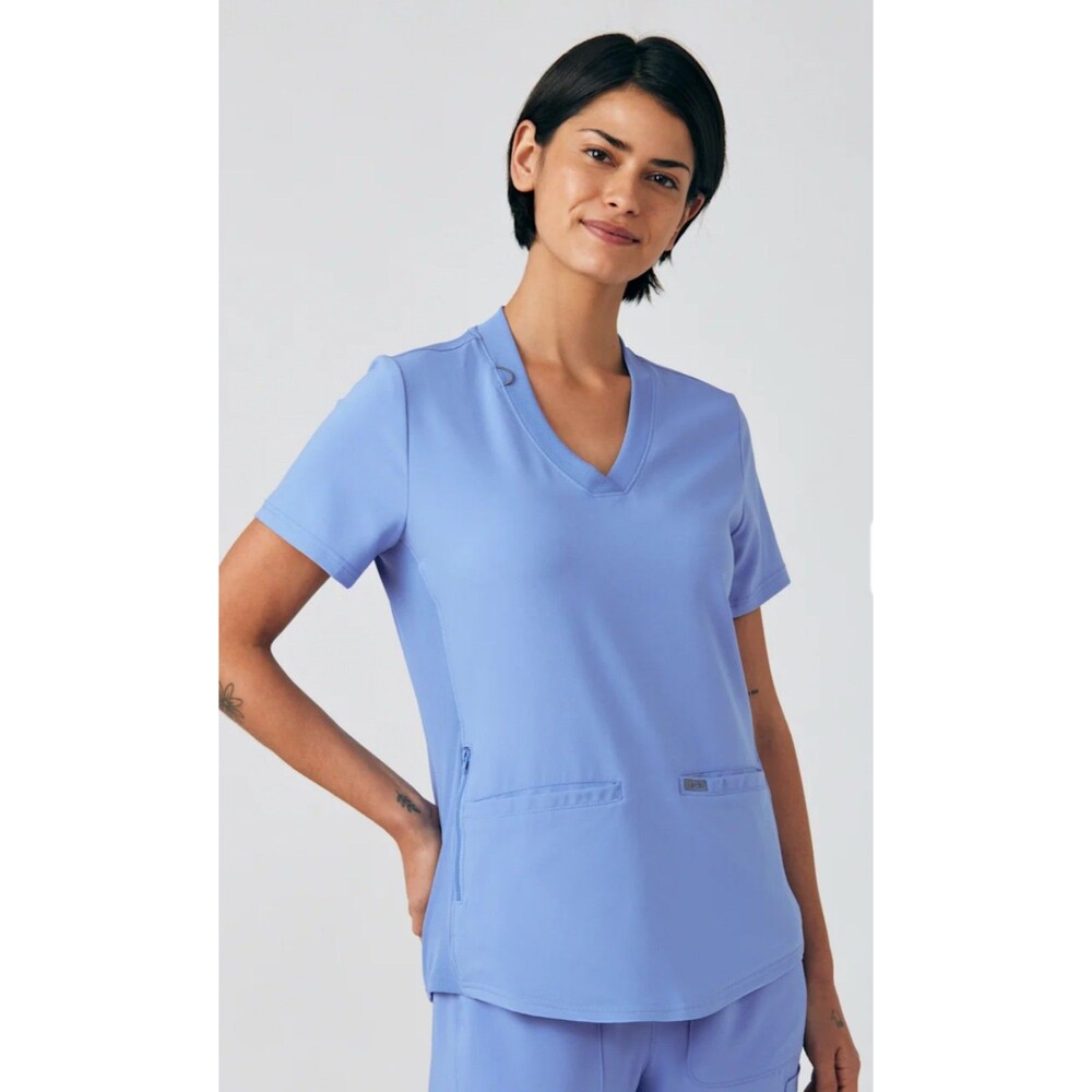 Landau Forward 3 Pocket Scrub Top Medium